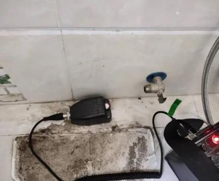 周村屋顶漏水维修公司分享下卫生间漏水的危害及解决方法